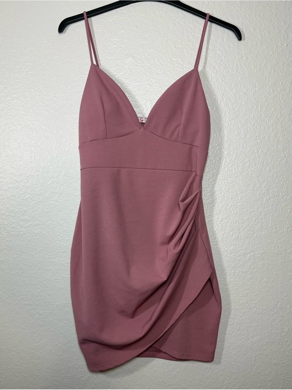 Q USA Mauve Ruched Strappy Bodycon Mini Dress Sleeveless V-Neck Size L